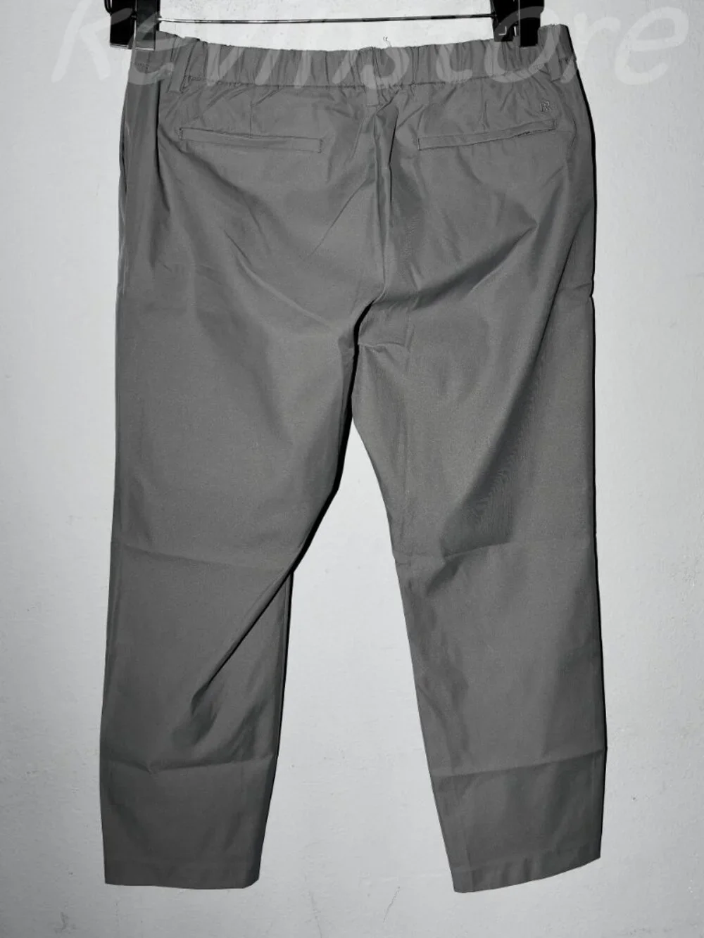 3 pairs Banana Republic Men's Commuter Pants. Price is for 3.